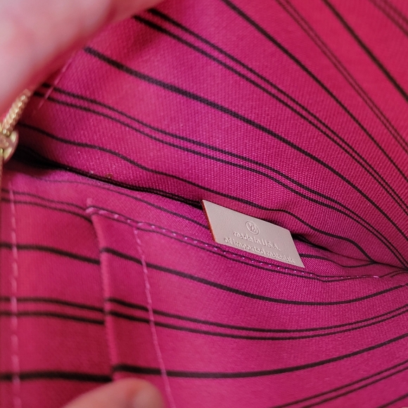 💕 LOUIS VUITTON Neverfull Monogram "PEONY" Mm/Gm Clutch/ Wristlet/Crossbody - Picture 12 of 16